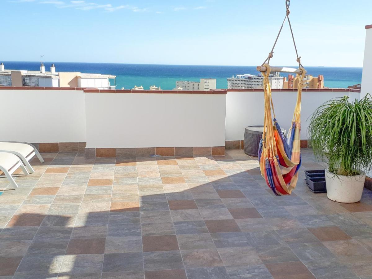 Atico Duplex Con Vistas Al Mar. Dos Plazas De Garaje Lägenhet Torremolinos Exteriör bild