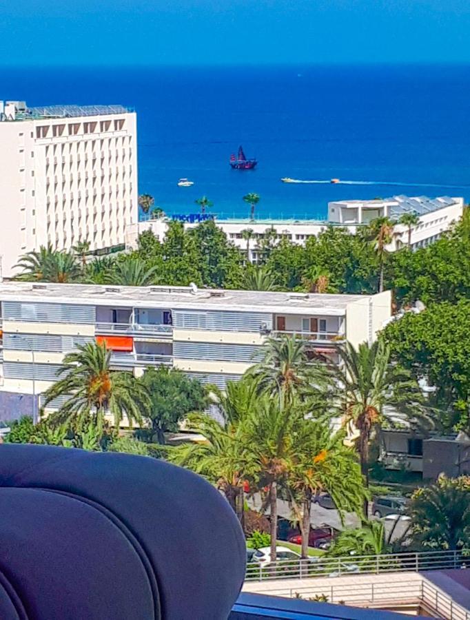 Atico Duplex Con Vistas Al Mar. Dos Plazas De Garaje Lägenhet Torremolinos Exteriör bild