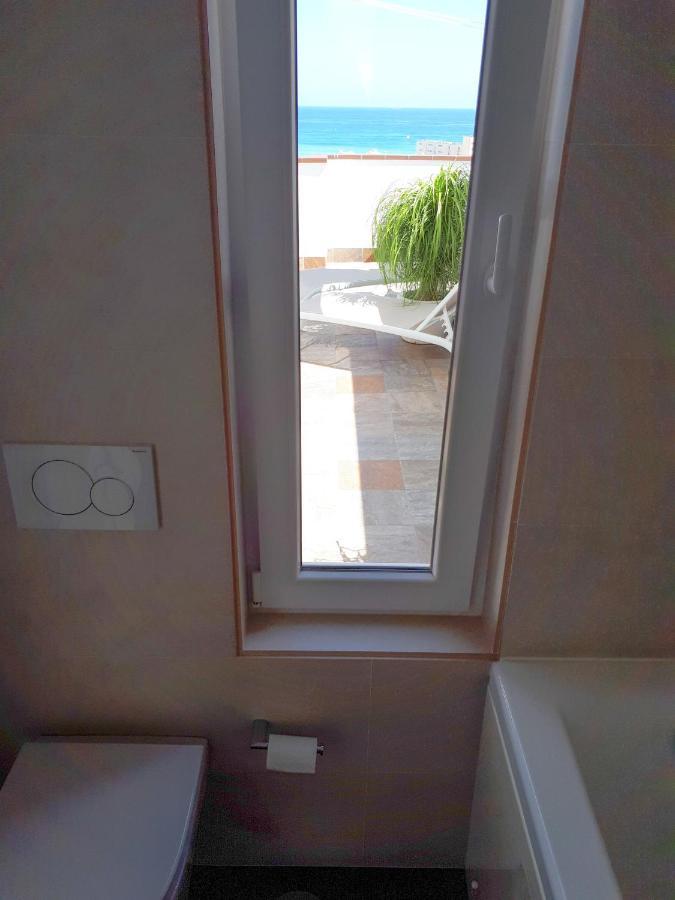 Atico Duplex Con Vistas Al Mar. Dos Plazas De Garaje Lägenhet Torremolinos Exteriör bild