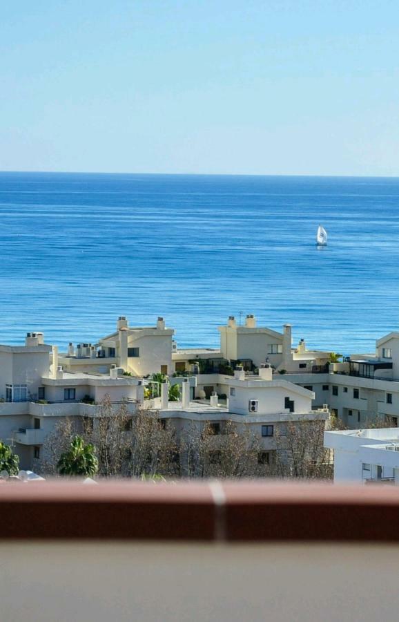 Atico Duplex Con Vistas Al Mar. Dos Plazas De Garaje Lägenhet Torremolinos Exteriör bild